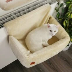 Schlitzohr Heizungsliege Lucky Beige -Geschäft Für Katzenbedarf 0a40a754c6706e629fe48697f2554eec93725ba6 1484673 de DE 26e3d8b746615551079652281b159237662ade0fhAWzFG